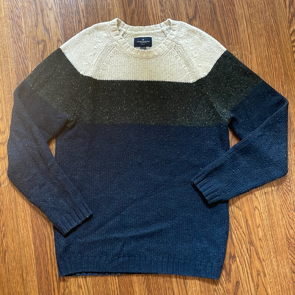 Mens American Eagle sweater